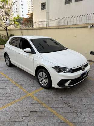 VOLKSWAGEN-POLO-2023