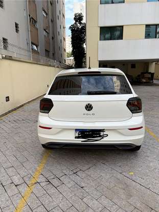 VOLKSWAGEN-POLO-2023
