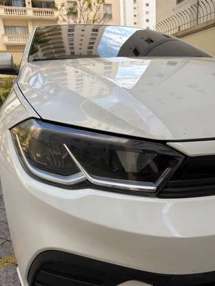 VOLKSWAGEN-POLO-2023