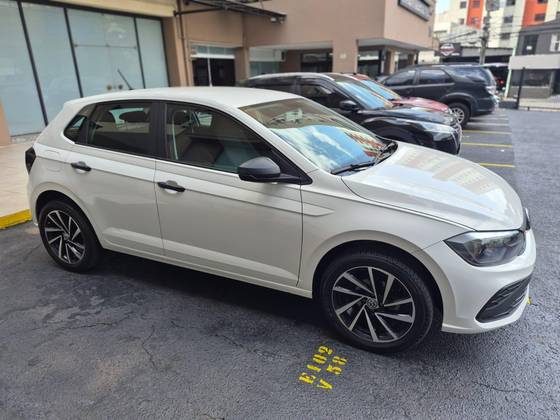 VOLKSWAGEN POLO 1.0 MPI TRACK MANUAL