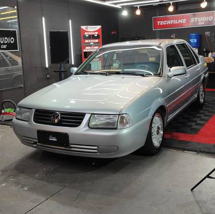VOLKSWAGEN SANTANA 1.8 MI 8V GASOLINA 4P MANUAL