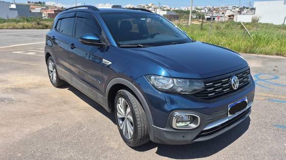 VOLKSWAGEN T-CROSS 1.0 200 TSI TOTAL FLEX COMFORTLINE AUTOMÁTICO