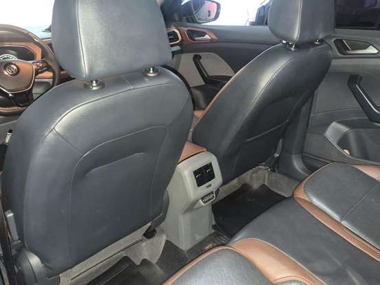 VOLKSWAGEN-T-CROSS-1.0 200 TSI TOTAL FLEX COMFORTLINE AUTOMÁTICO VOLKSWAGEN-T-CROSS-2019
