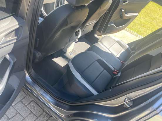 VOLKSWAGEN-T-CROSS-2020