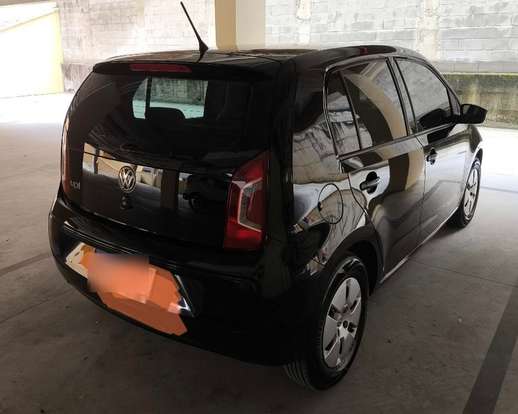 VOLKSWAGEN-UP-2015