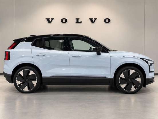 VOLVO-EX30-2024