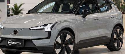 VOLVO-EX30-2024