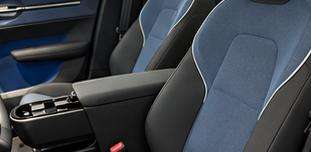 VOLVO-EX30-2024