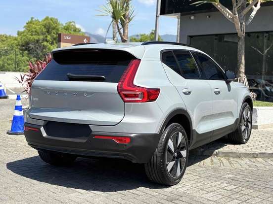 VOLVO-EX40-P6 RECHARGE ELECTRIC PLUS VOLVO-EX40-2025