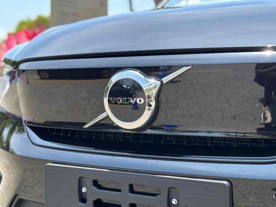 VOLVO-EX40-P6 RECHARGE ELECTRIC PLUS VOLVO-EX40-2025