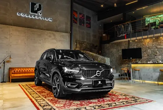 VOLVO XC40 1.5 T5 RECHARGE R-DESIGN GEARTRONIC