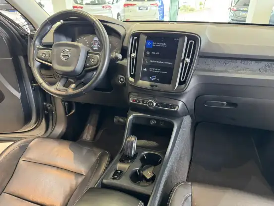 VOLVO-XC40-2.0 T4 GASOLINA GEARTRONIC VOLVO-XC40-2019