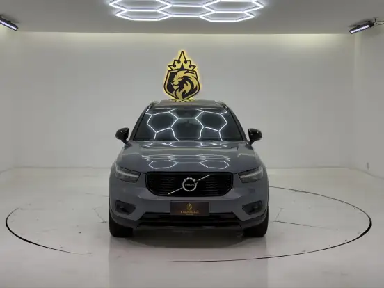 VOLVO-XC40-2.0 T5 GASOLINA R-DESIGN AWD GEARTRONIC VOLVO-XC40-2019