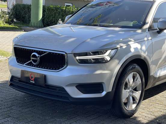 VOLVO-XC40-2.0 T4 GASOLINA GEARTRONIC VOLVO-XC40-2019