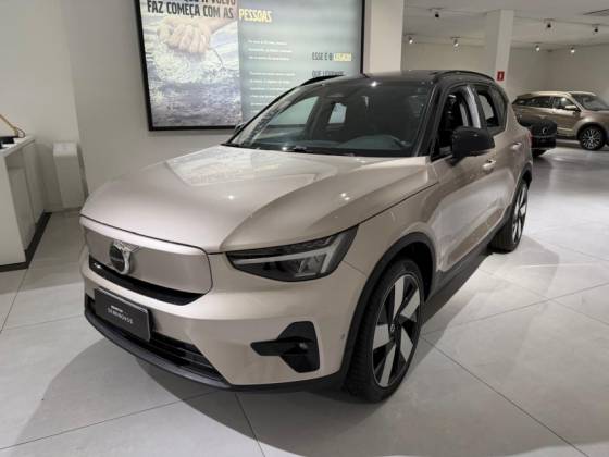 VOLVO XC40 P8 RECHARGE TWIN ELECTRIC ULTIMATE AWD