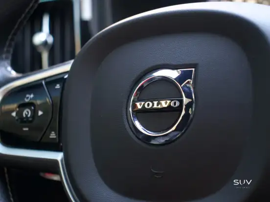 VOLVO-XC60-2.0 T8 HYBRID R-DESIGN AWD GEARTRONIC VOLVO-XC60-2019