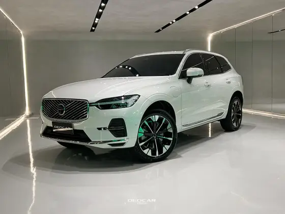 VOLVO XC60 2.0 T8 PHEV ULTRA AWD GEARTRONIC