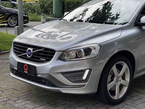 VOLVO-XC60-2.0 T5 R DESIGN TURBO GASOLINA 4P AUTOMÁTICO VOLVO-XC60-2015