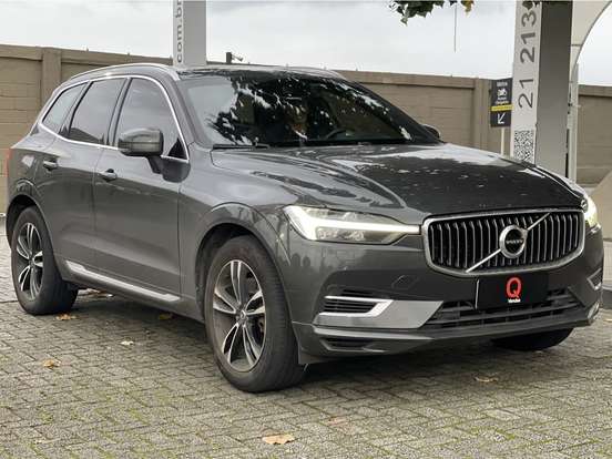 VOLVO-XC60-2021
