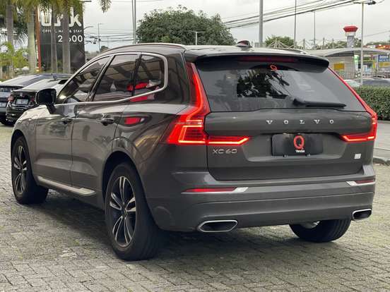 VOLVO-XC60-2.0 T8 HYBRID MOMENTUM AWD GEARTRONIC VOLVO-XC60-2021