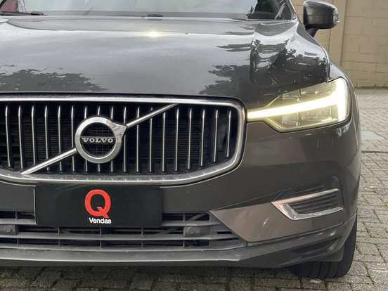 VOLVO-XC60-2021