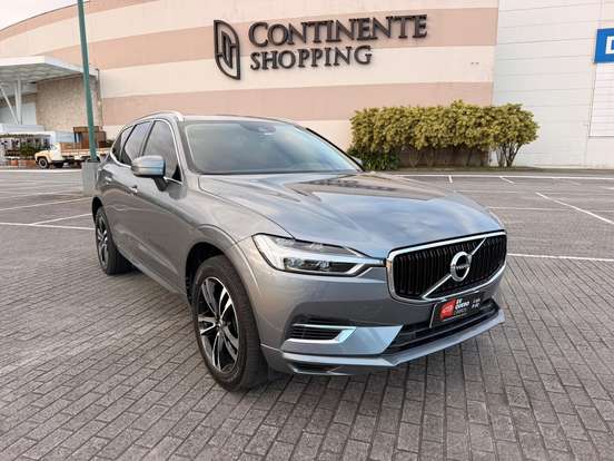 VOLVO-XC60-2020