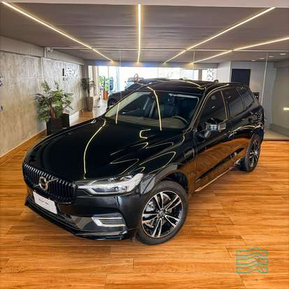 VOLVO-XC60-2020