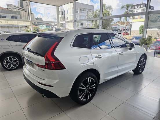 VOLVO-XC60-2.0 T8 HYBRID MOMENTUM AWD GEARTRONIC VOLVO-XC60-2019