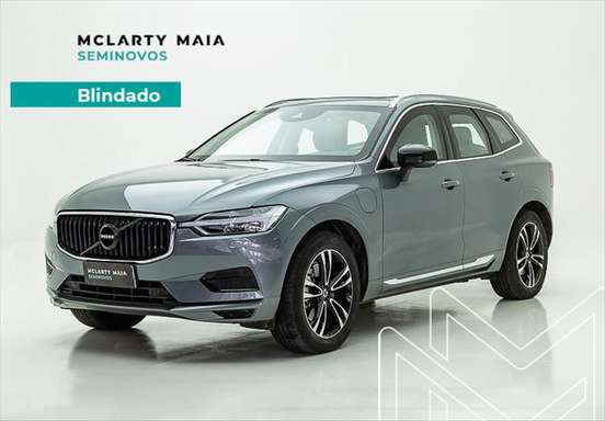 VOLVO-XC60-2020