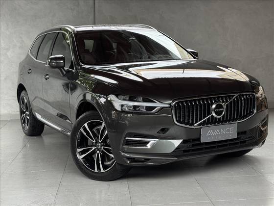 VOLVO XC60 2.0 T8 HYBRID MOMENTUM AWD GEARTRONIC