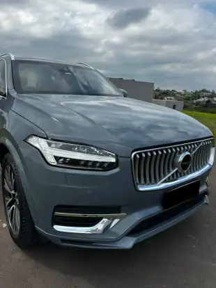 VOLVO-XC90-2021