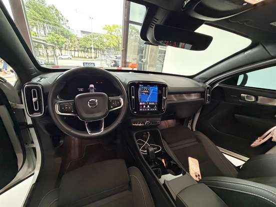 VOLVO-C40-P8 RECHARGE TWIN ELECTRIC ULTIMATE AWD VOLVO-C40-2022