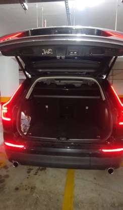 VOLVO-XC60-2020