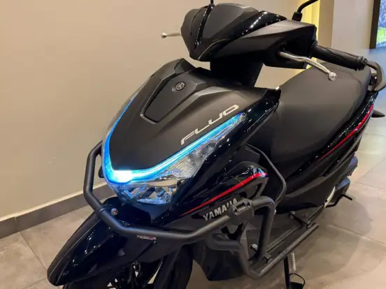 YAMAHA-FLUO 125 HYBRID CONNECTED ABS-2025