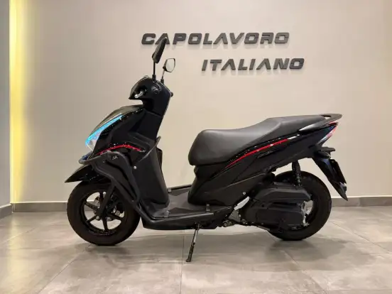 YAMAHA-FLUO 125 HYBRID CONNECTED ABS-2025