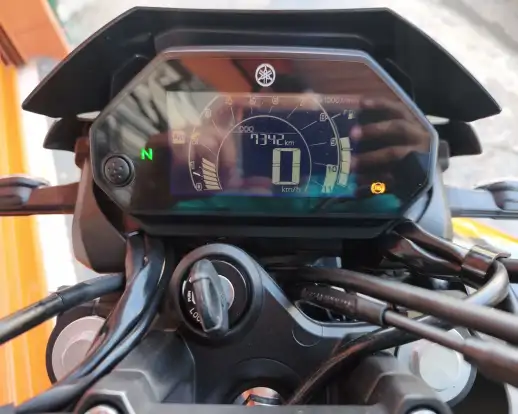 YAMAHA-FZ25 FAZER CONNECTED ABS-2025