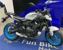 YAMAHA MT-07 CONNECTED ABS YAMAHA MT-07 CONNECTED ABS