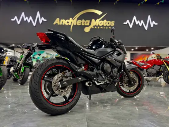 YAMAHA-XJ6 N YAMAHA-XJ6 N-2015