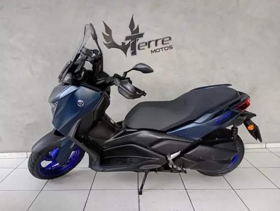 YAMAHA-XMAX 250 CONNECTED ABS-2025