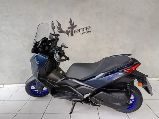 YAMAHA-XMAX 250 CONNECTED ABS YAMAHA-XMAX 250 CONNECTED ABS-2025