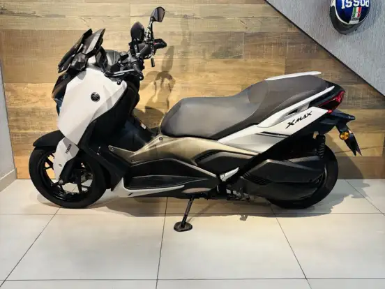 YAMAHA-XMAX 250 CONNECTED ABS YAMAHA-XMAX 250 CONNECTED ABS-2025