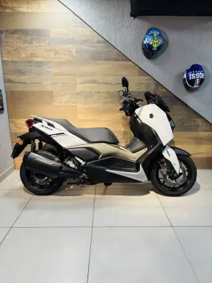 YAMAHA-XMAX 250 CONNECTED ABS-2025