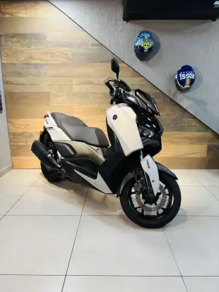 YAMAHA-XMAX 250 CONNECTED ABS-2025