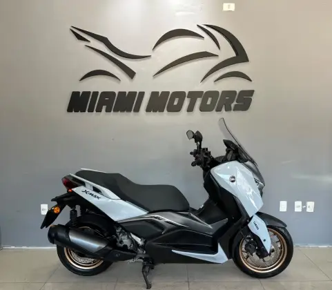 YAMAHA XMAX 300 CONNECTED ABS 