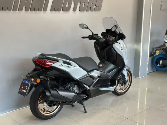 YAMAHA-XMAX 300 CONNECTED ABS YAMAHA-XMAX 300 CONNECTED ABS-2026