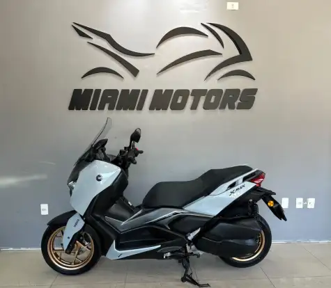YAMAHA-XMAX 300 CONNECTED ABS-2026