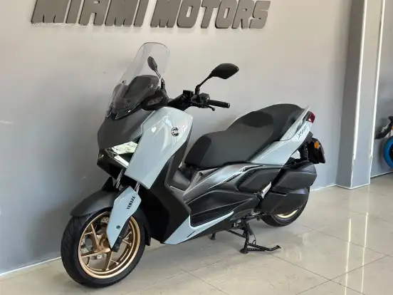 YAMAHA-XMAX 300 CONNECTED ABS YAMAHA-XMAX 300 CONNECTED ABS-2026