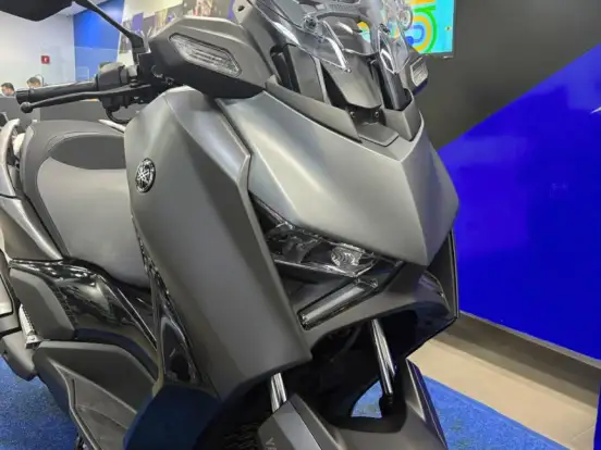 YAMAHA-XMAX 300 CONNECTED ABS YAMAHA-XMAX 300 CONNECTED ABS-2027