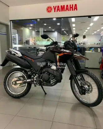 YAMAHA-XTZ 250 LANDER CONNECTED-2026