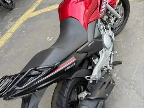 YAMAHA-YS 250 FAZER YAMAHA-YS 250 FAZER-2014